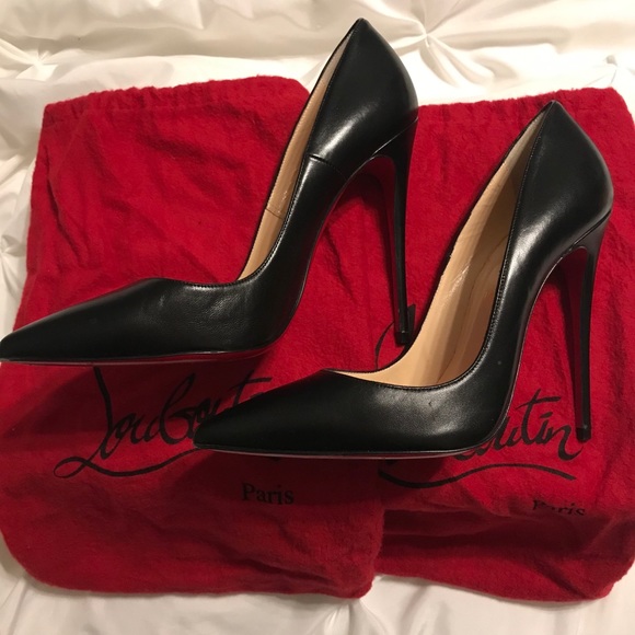 Christian Louboutin - Picture 3 of 4